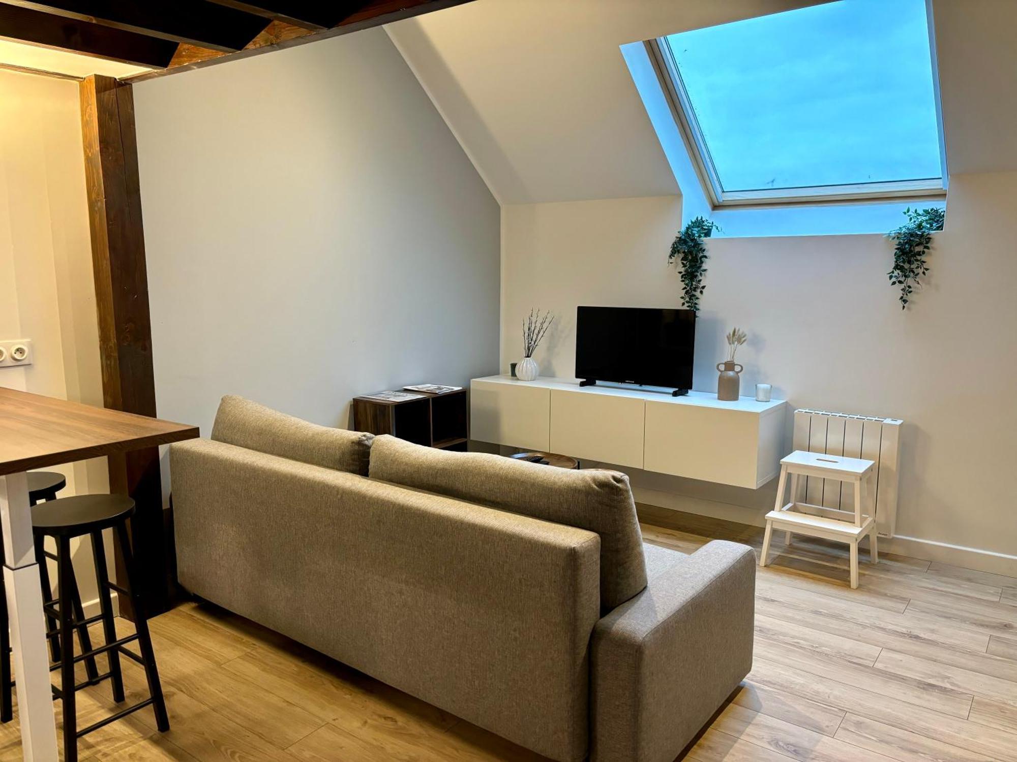 Appartement Le Petit Jardin, Proche Gare, Hyper Centre à Cambrai Extérieur photo